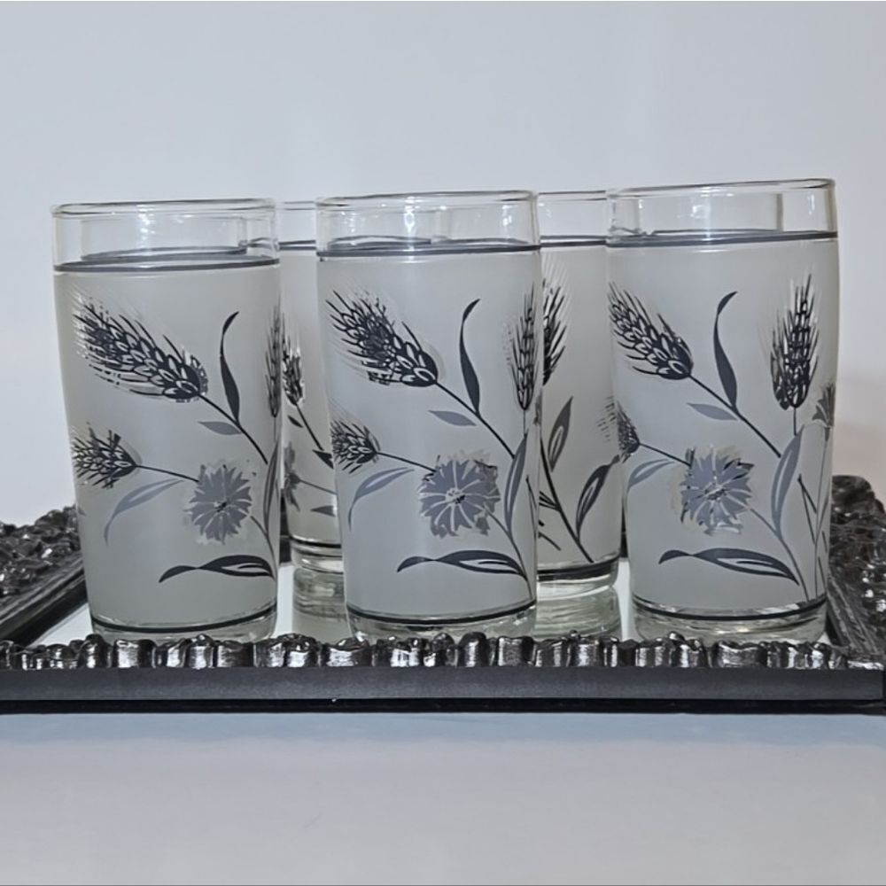 Vintage Libbey Gray Wheat Frosted Juice Glasses Wildflowers Frosted Mini 4 oz